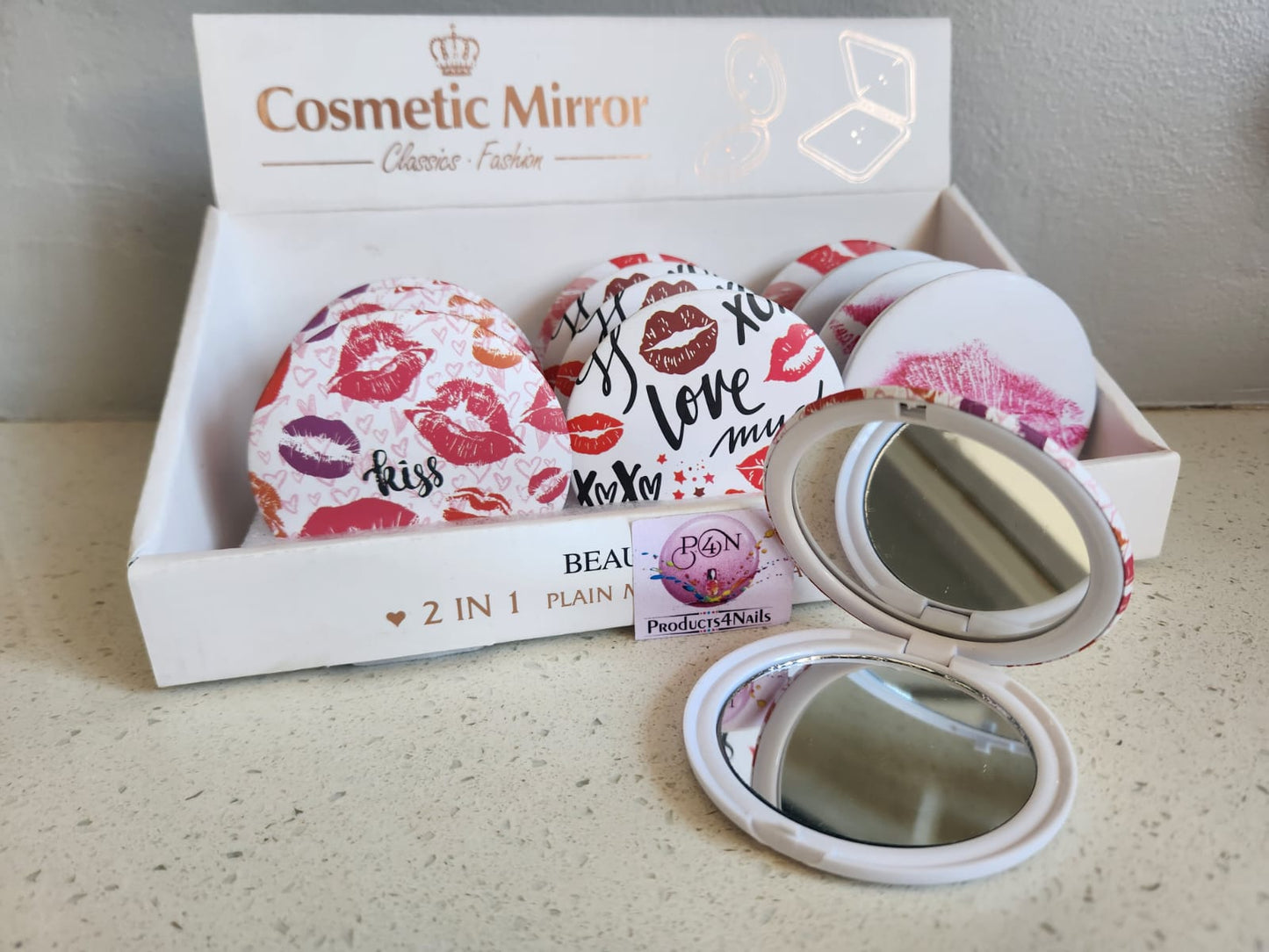 Cosmetic Mirror Classics Fashion 2 in 1 KISS (Plain Mirror and Magnifying Glass)