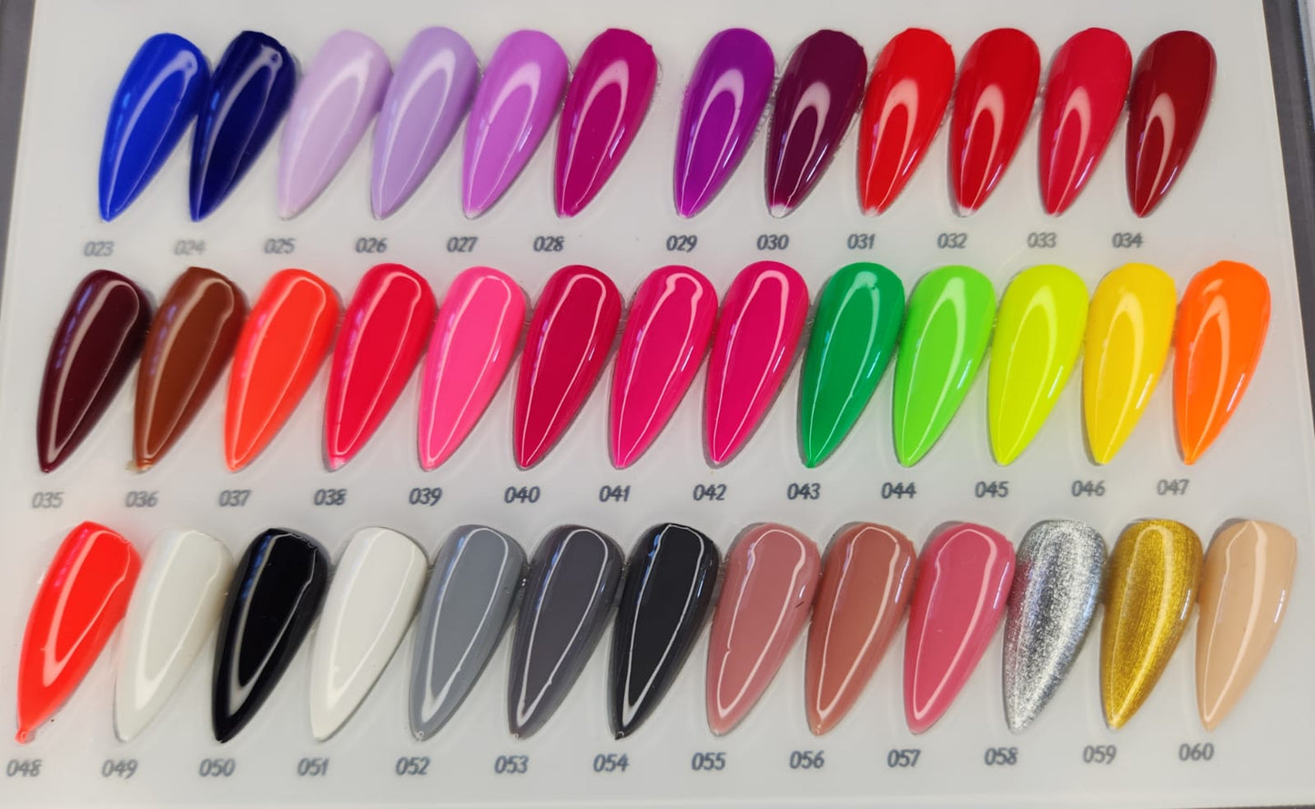 Miss Smoo UV Gel Nail Polish 15ml (ROUND BOTTLE)