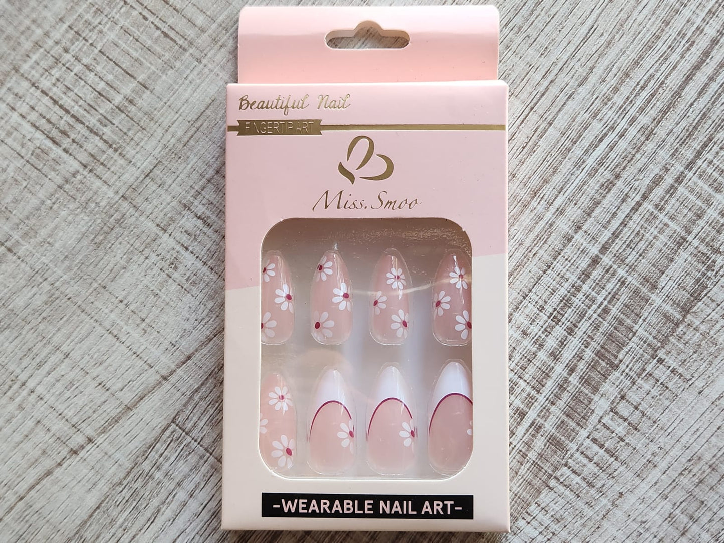 Press On Nails from Miss Smoo - Daisy