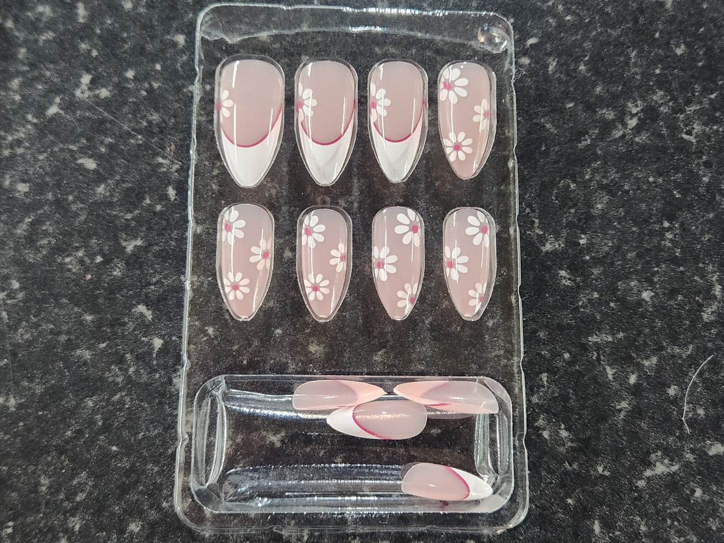 Press On Nails from Miss Smoo - Daisy
