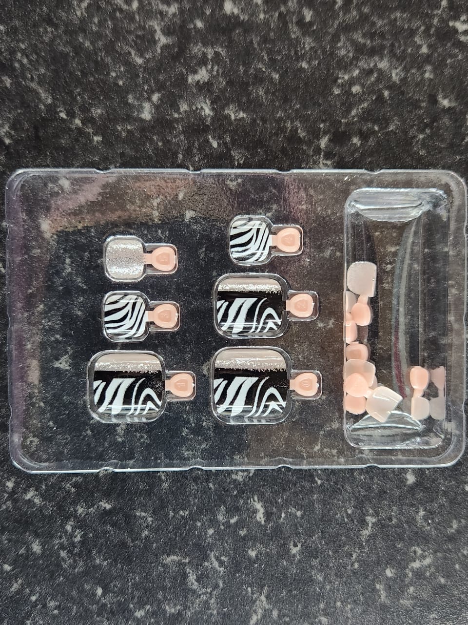 Press On TOE Nails from Miss Smoo - Zebra