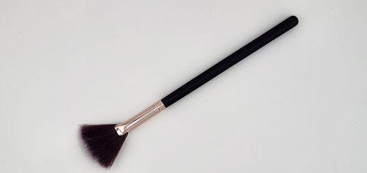 Makeup Brush Highlighter Tool Professional & Fashion - Miss Smoo - FG31
