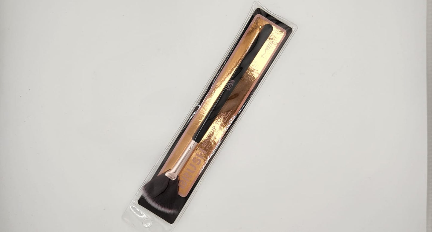 Makeup Brush Highlighter Tool Professional & Fashion - Miss Smoo - FG31